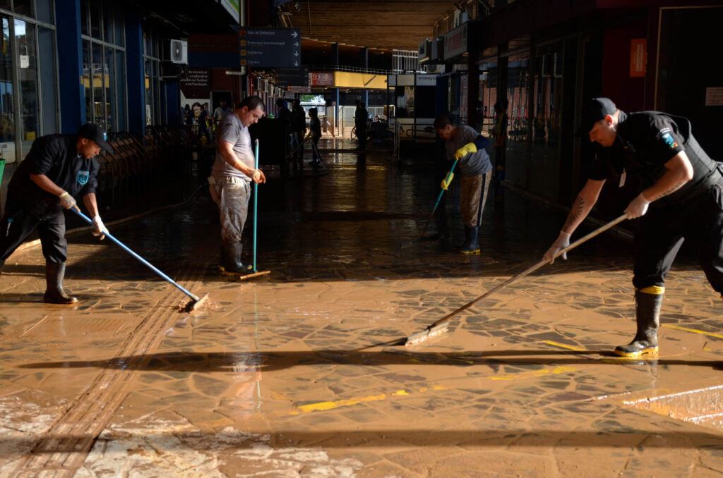 What Does a Water Damage Restoration Franchise Owner Actually Do
